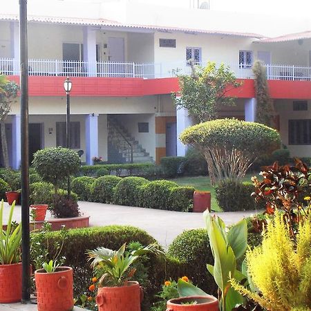 Hotel Goverdhan Tourist Complex Fatehpur Sīkri Eksteriør billede