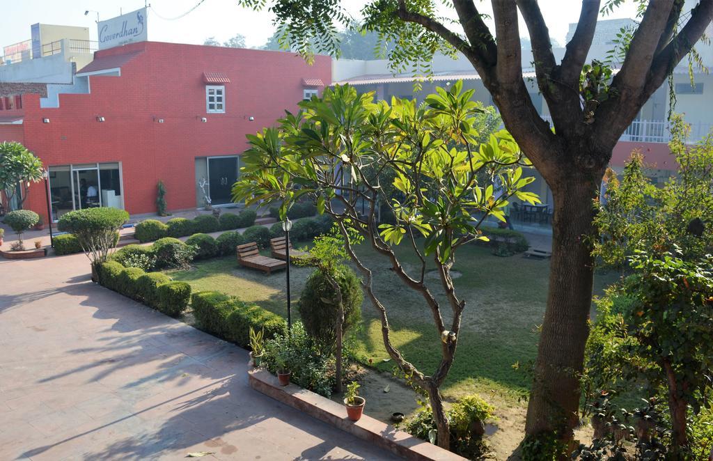 Hotel Goverdhan Tourist Complex Fatehpur Sīkri Eksteriør billede
